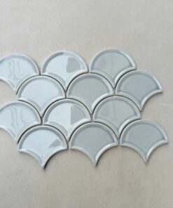 Gạch mosaic vảy cá bóng, lõm màu xám nhạt F86