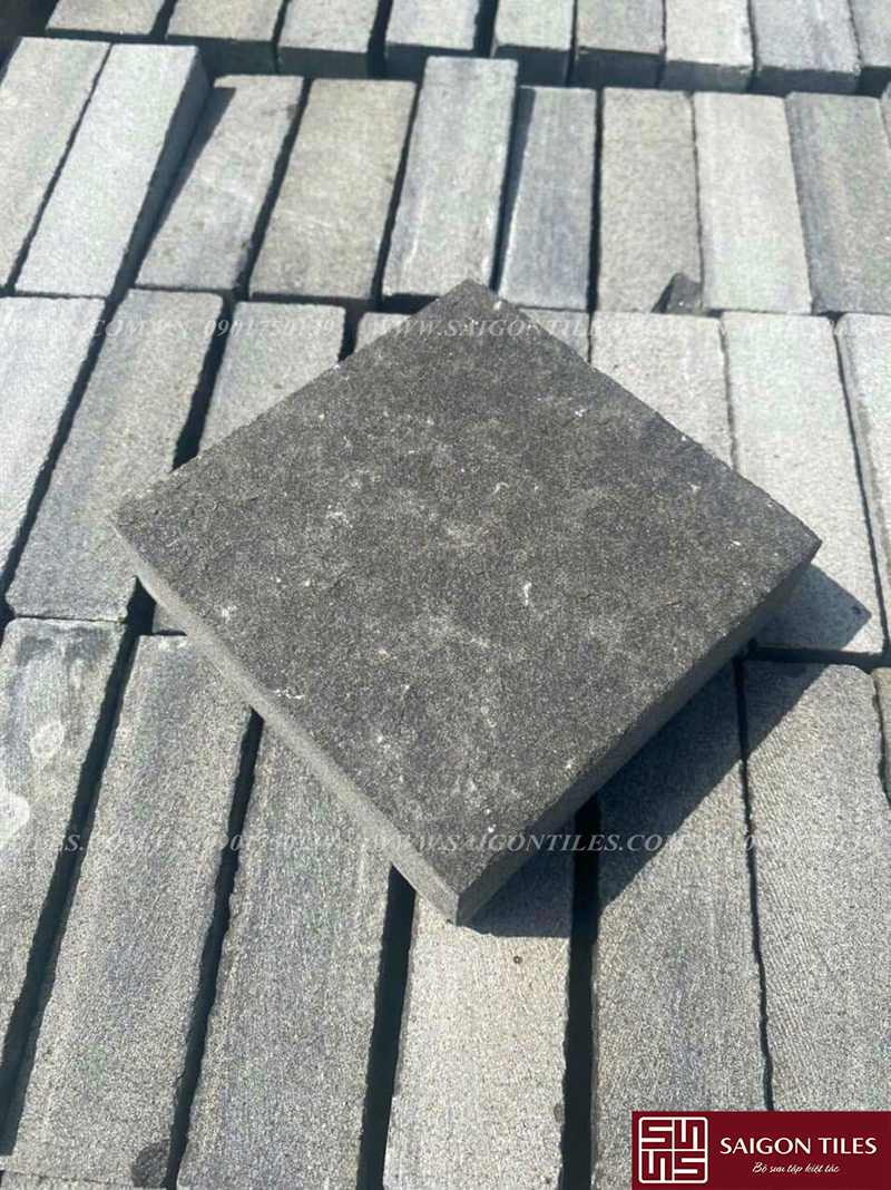 Đá cubic bazan lát sân